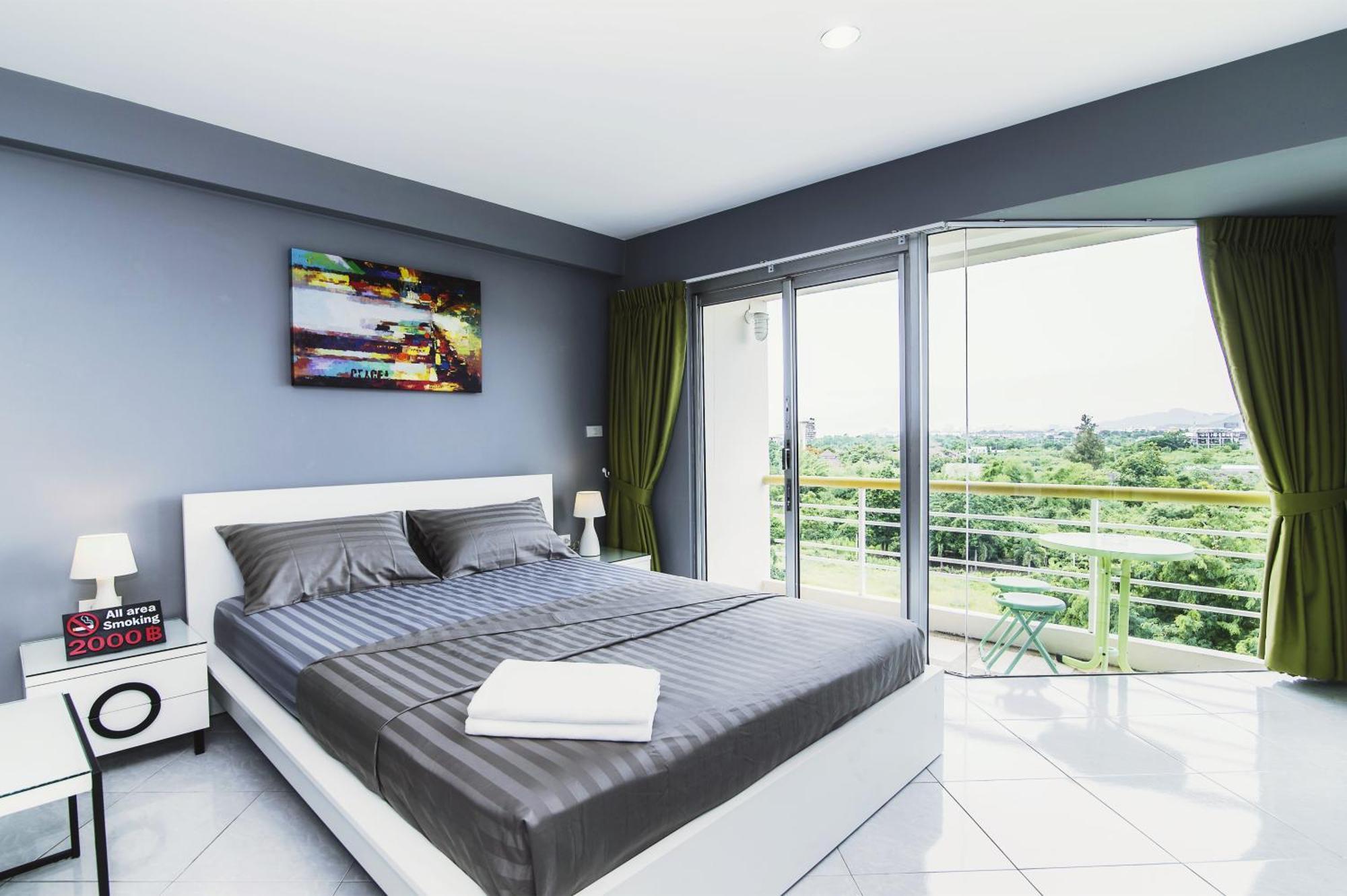 Hua Hin First - Happy Rent Apartment Room photo